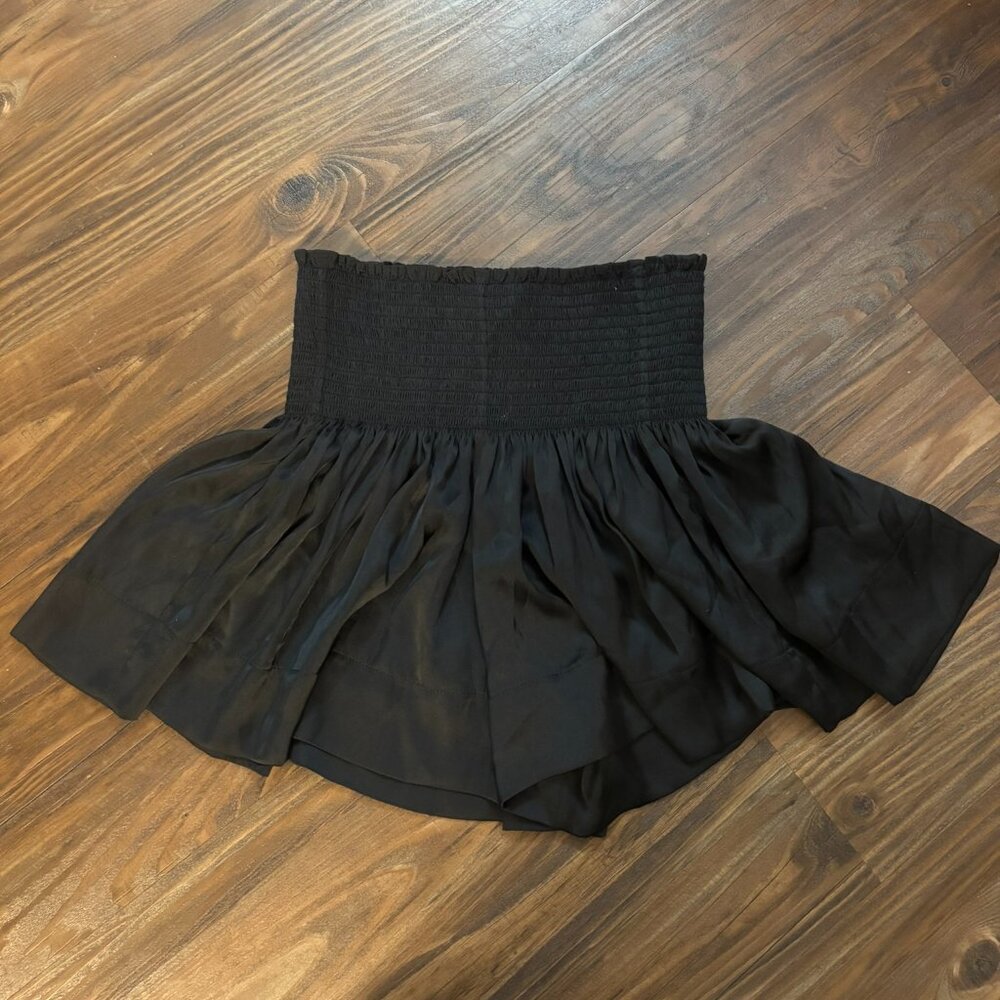 KOCH Daisy High-Waist Silky Shorts Size S Women’s Black Smocked Waist